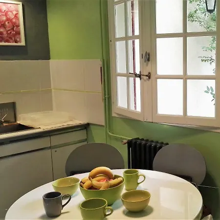 בית נופש Cosy In Carcassonne! קרקסון